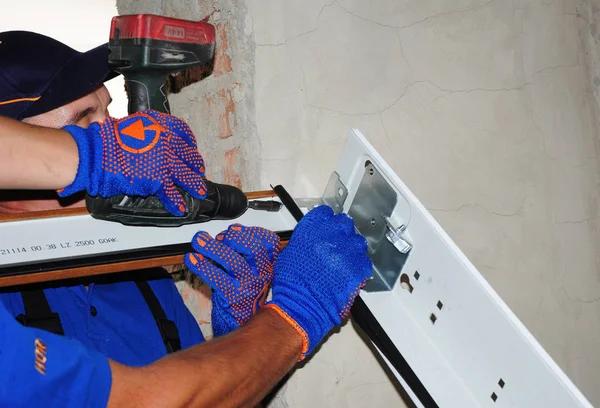 Same-Day Garage Door Repair Services Available